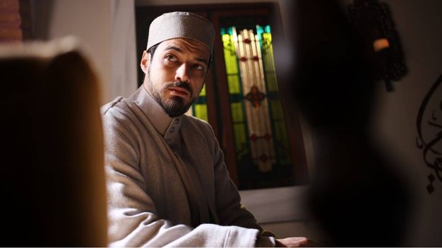 Kızıl Goncalar 35. Bölüm İzle