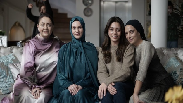 Kızılcık Şerbeti’ne sürpriz konuk