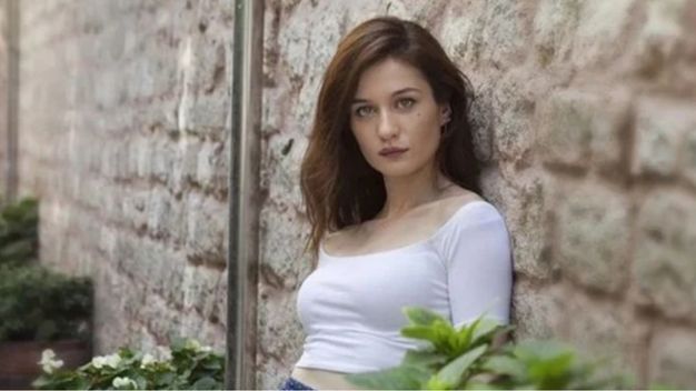 Taşacak Bu Deniz'in İlve'si (Berna Koraltürk) Kimdir?